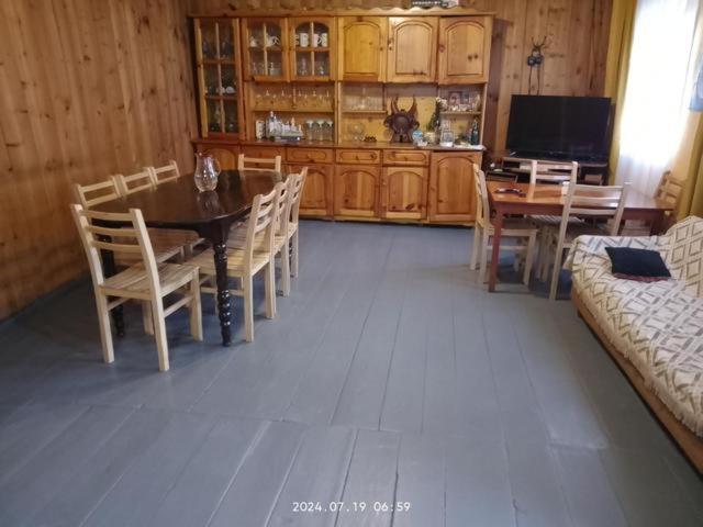 Elos Guesthouse Iprari Eksteriør bilde